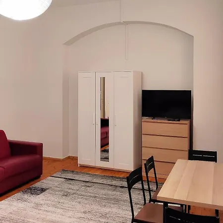 M101 Apartament *